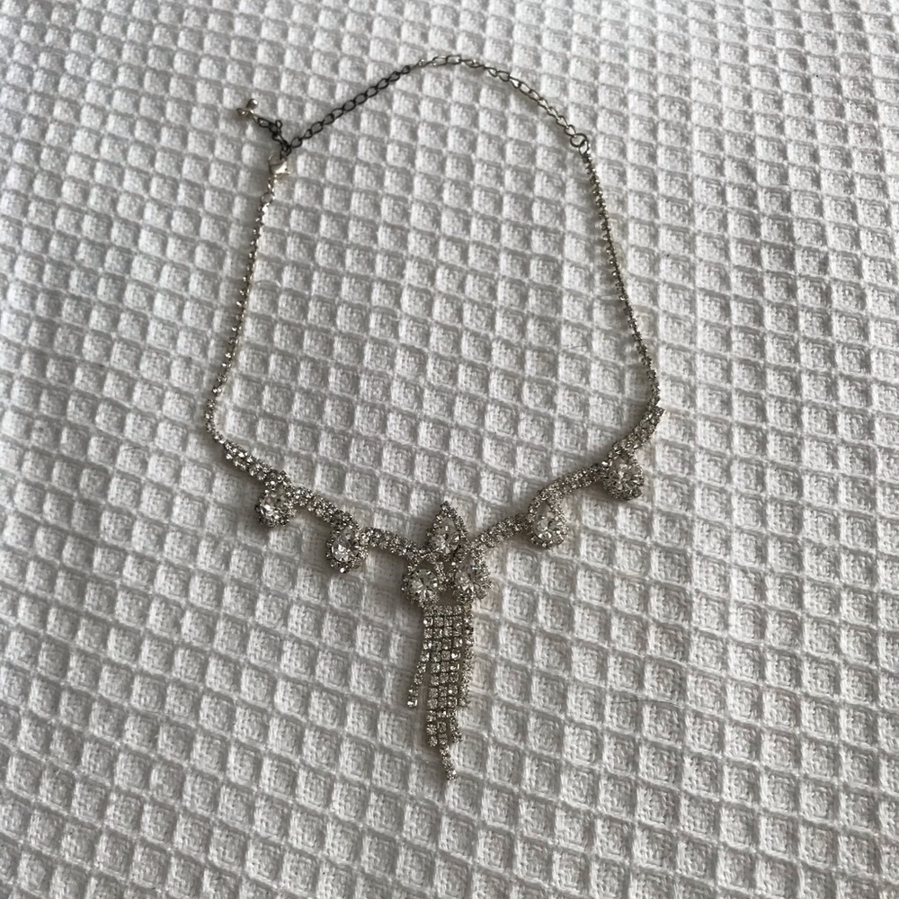 NWOT Rhinestone Necklace